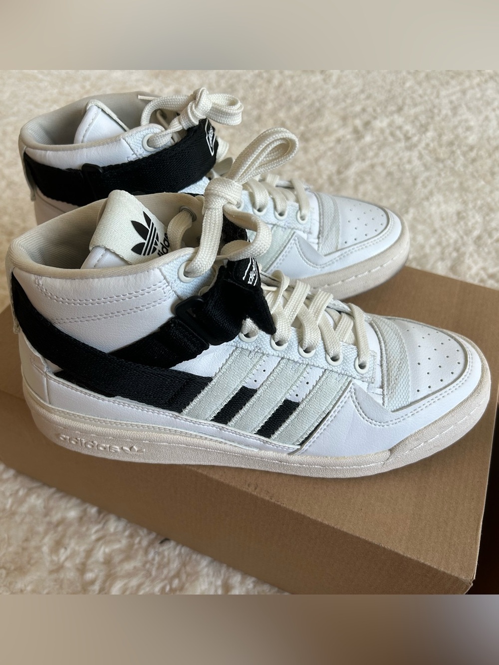 Adidas Forum Mid Parley Size 7